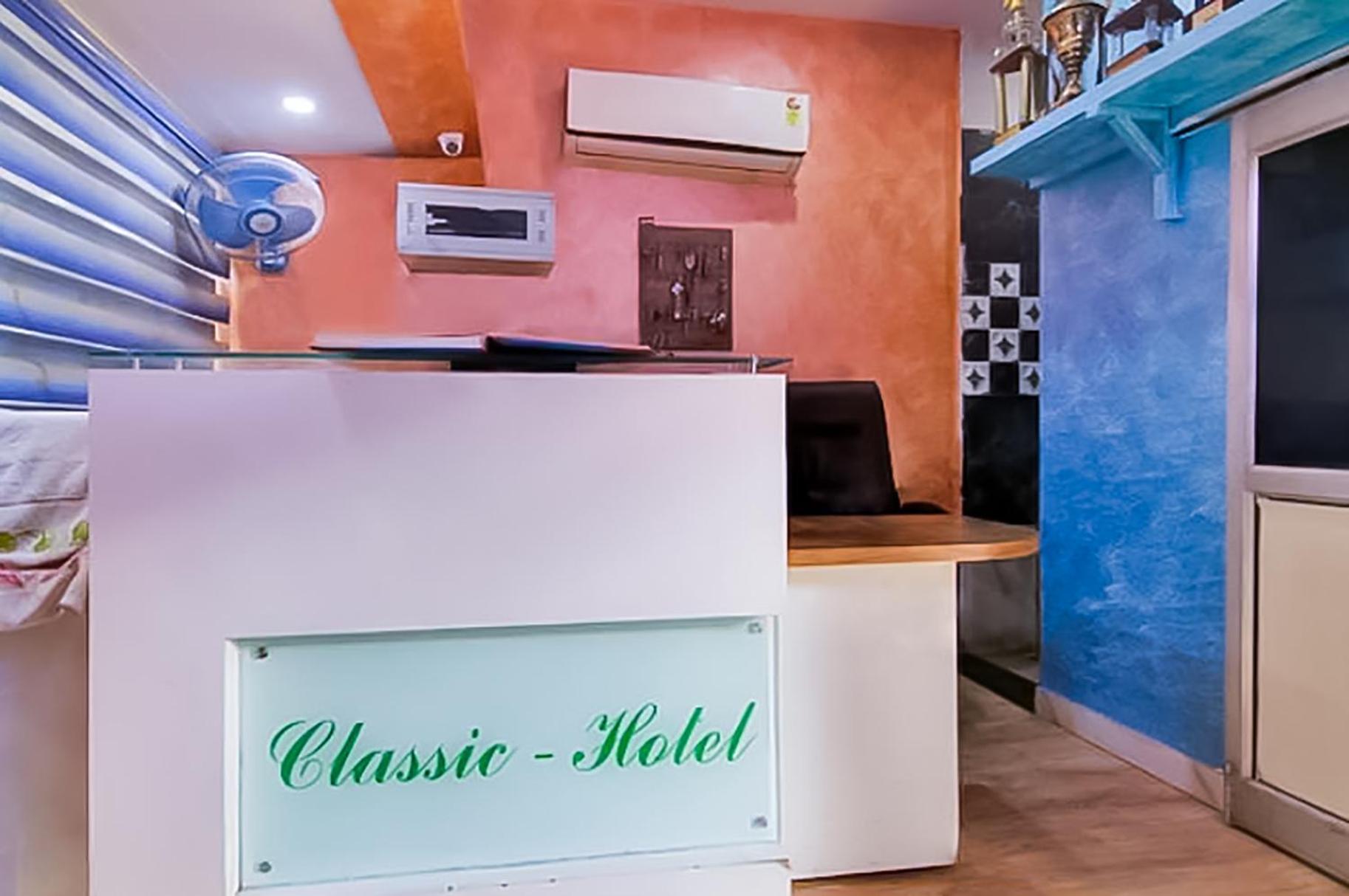 Hotel Classical Opposite Nizamuddin Railway Station New Delhi Eksteriør bilde